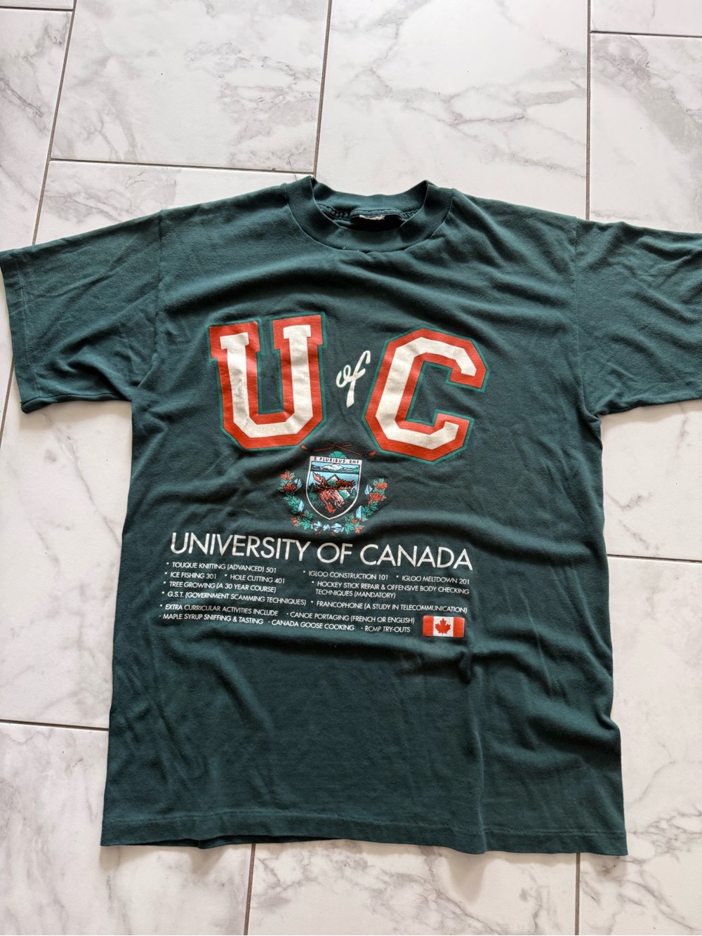 Vintage University of Canada 90’s U of C Graphic Tee Forest Green Shirt Size L